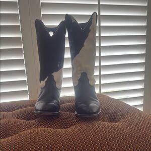 Durango cowgirl boots.